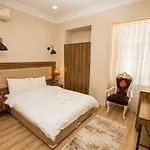 Отель Corner Garden Стамбул