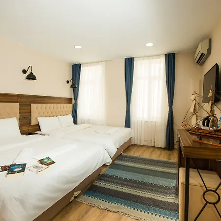 Hotel Corner Garden 5*