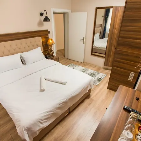Corner Garden 5*