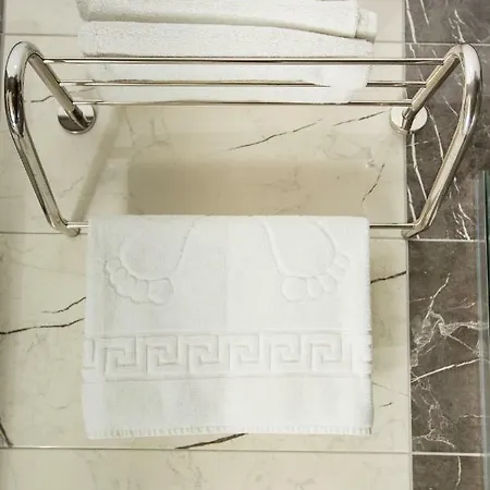 Corner Garden فندق 5*