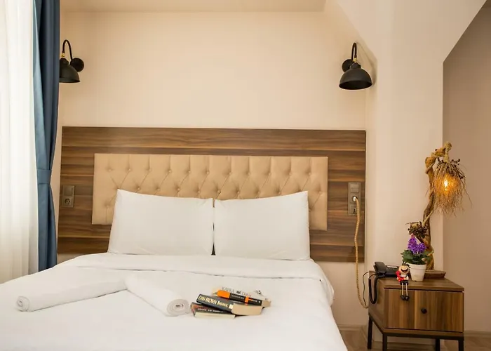 Hotell Corner Garden 5*