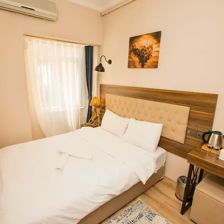 Corner Garden 5*
